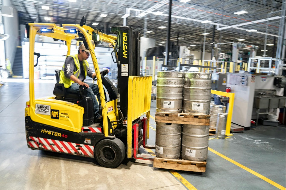 The Ultimate Guide to the 8 Wastes of Lean Manufacturing (for Engineering a Frictionless Facility)